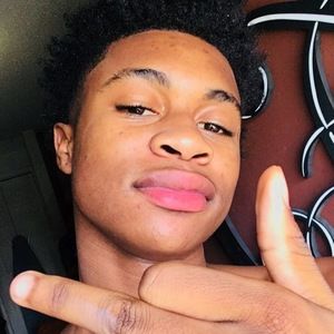 Meet your Posher, Gregory